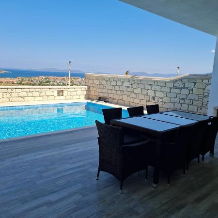 De-Lale Villa Cesme Bagian luar foto