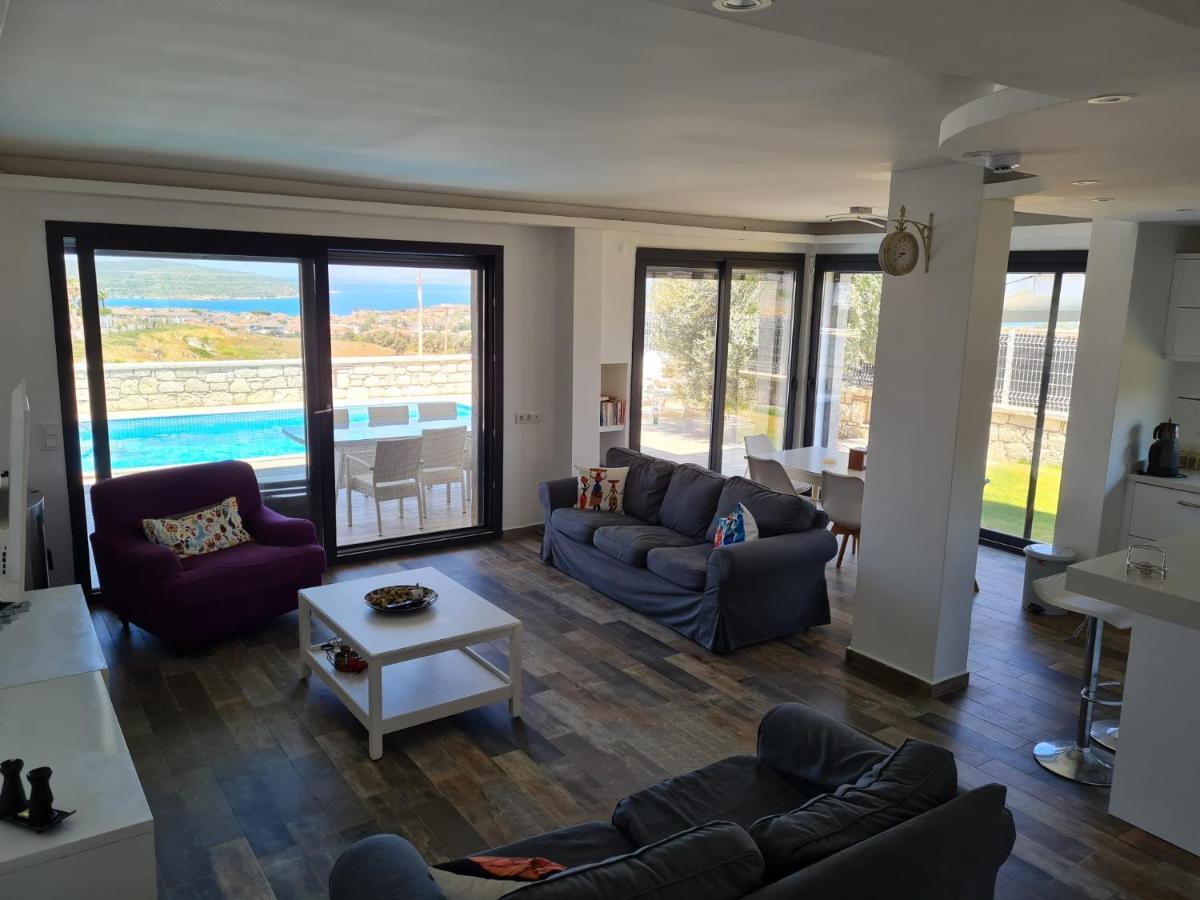 De-Lale Villa Cesme Bagian luar foto