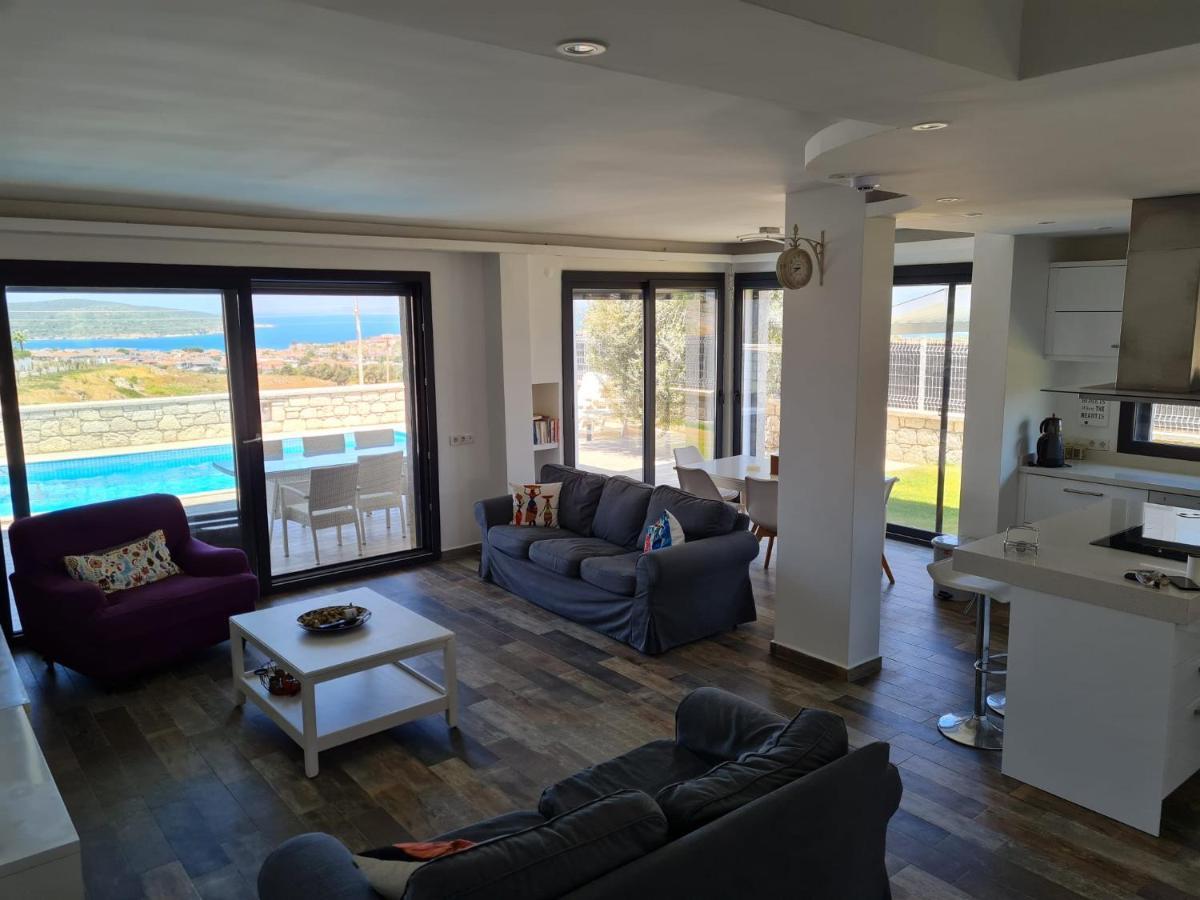 De-Lale Villa Cesme Bagian luar foto