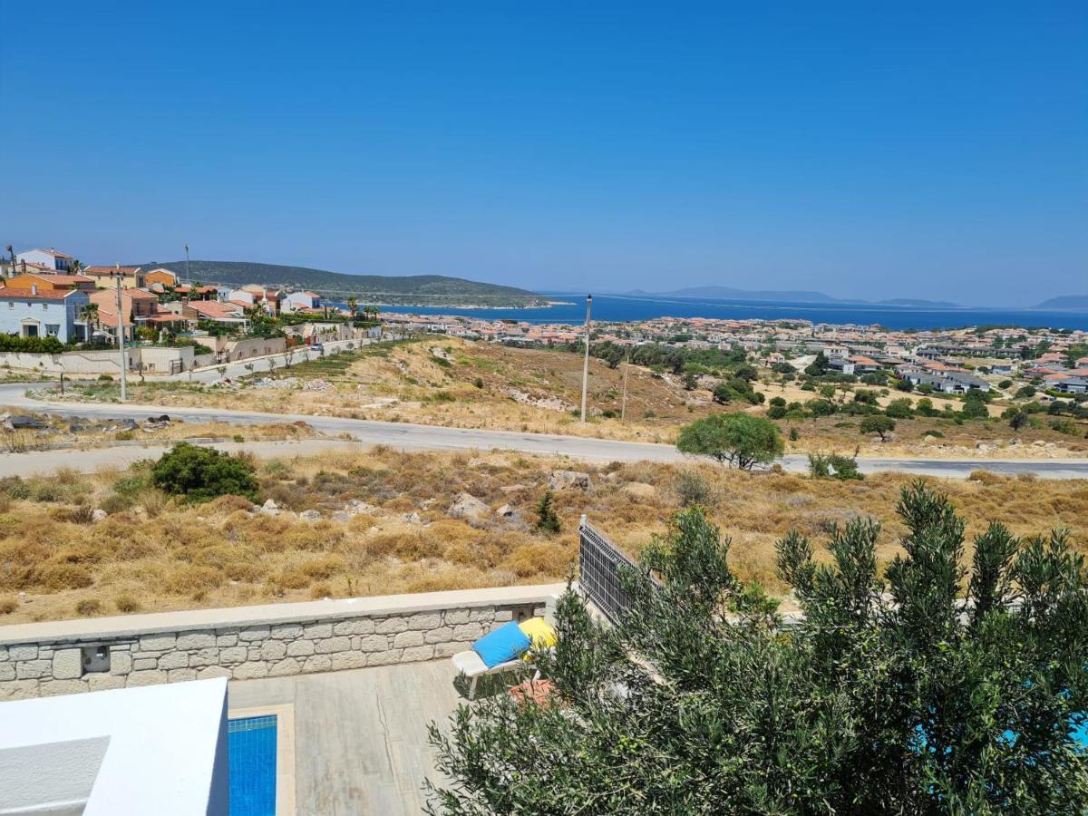 De-Lale Villa Cesme Bagian luar foto