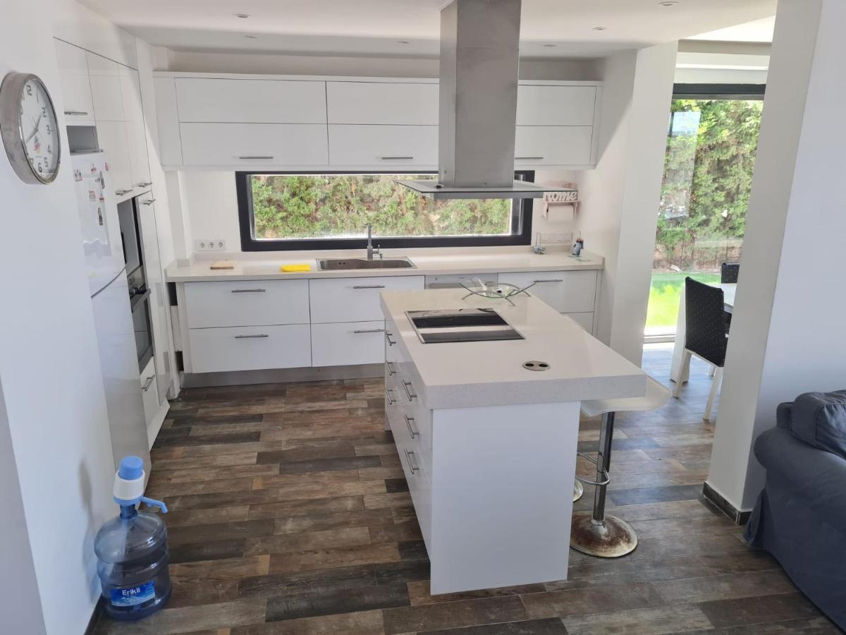 De-Lale Villa Cesme Bagian luar foto