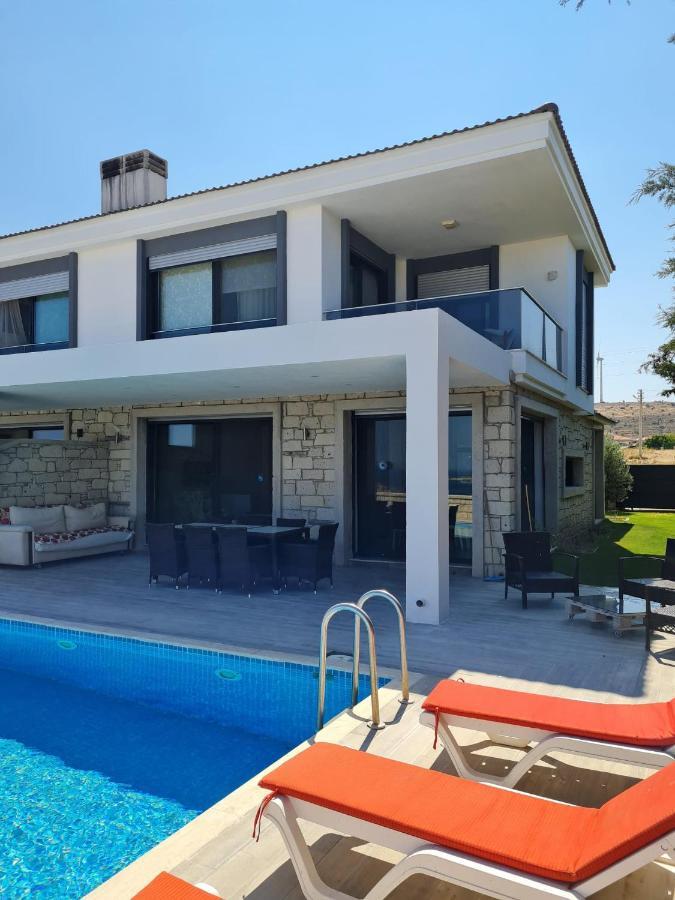 De-Lale Villa Cesme Bagian luar foto
