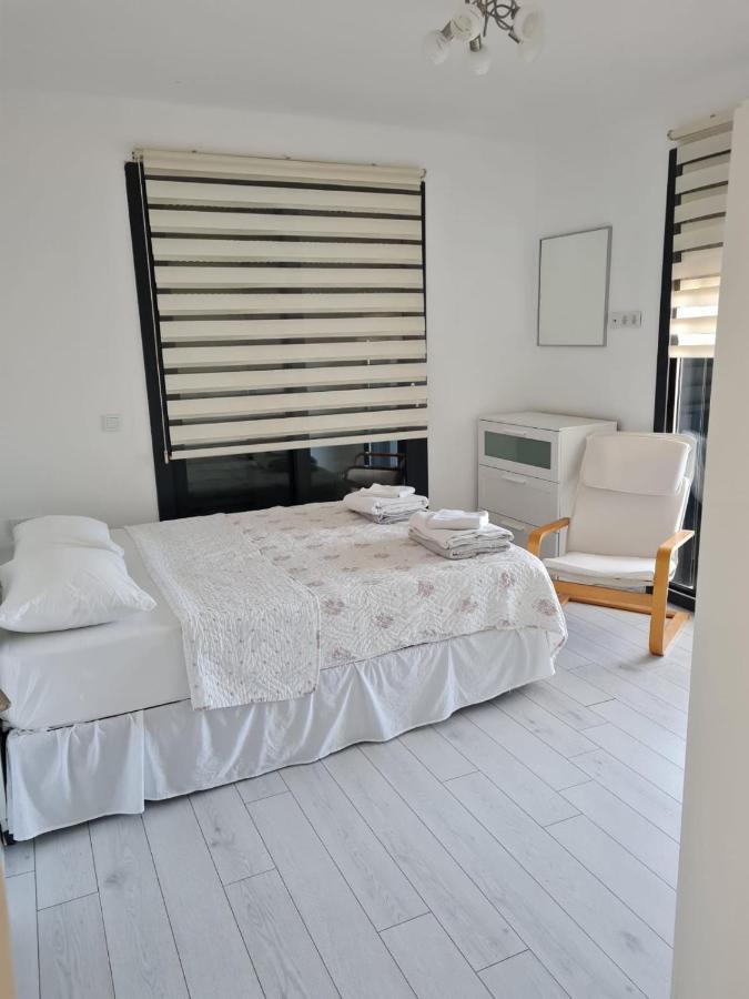 De-Lale Villa Cesme Bagian luar foto